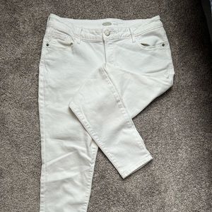 Old Navy White Rockstar Super Skinny jeans